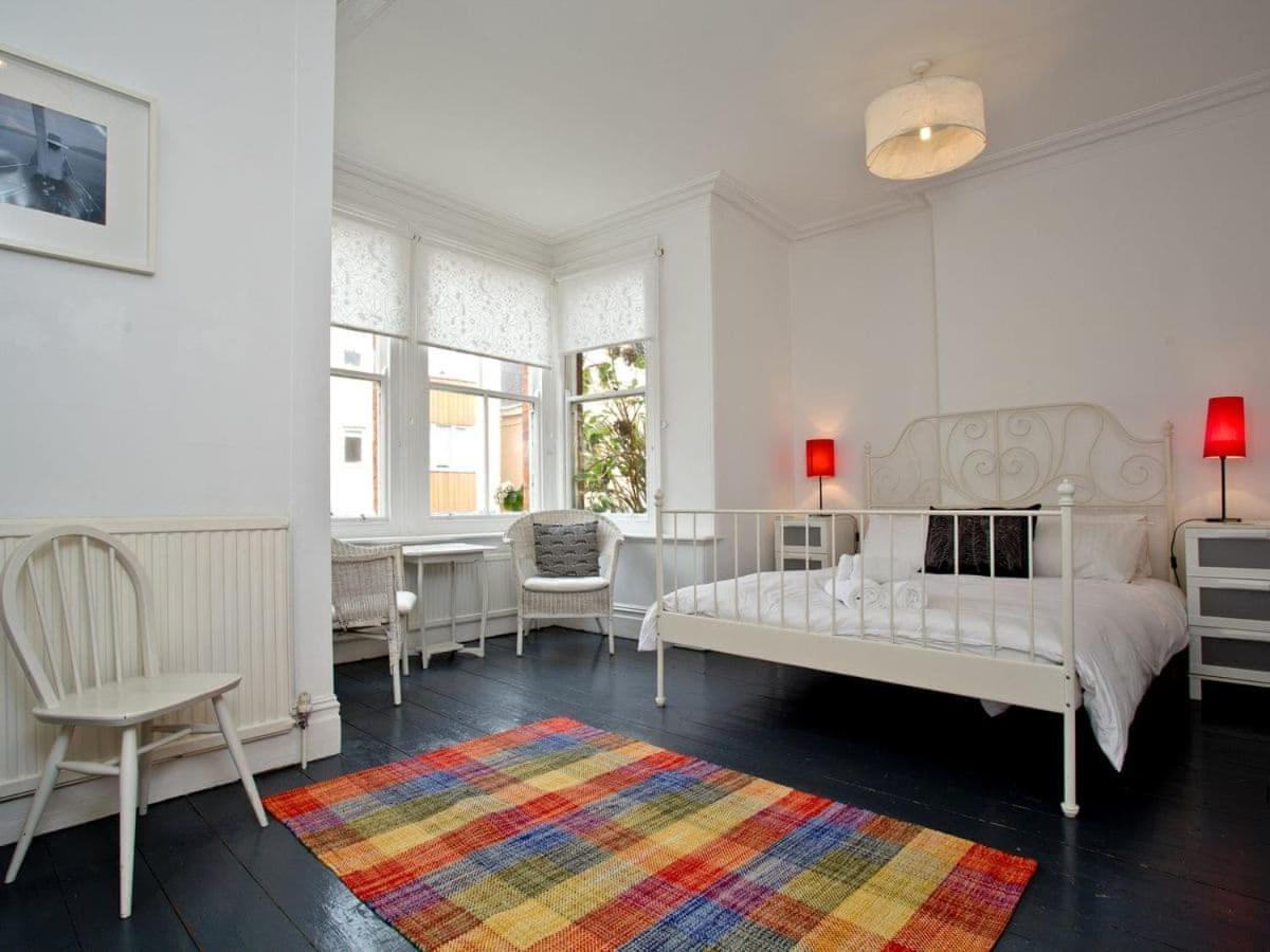 Hobart House Holiday home *