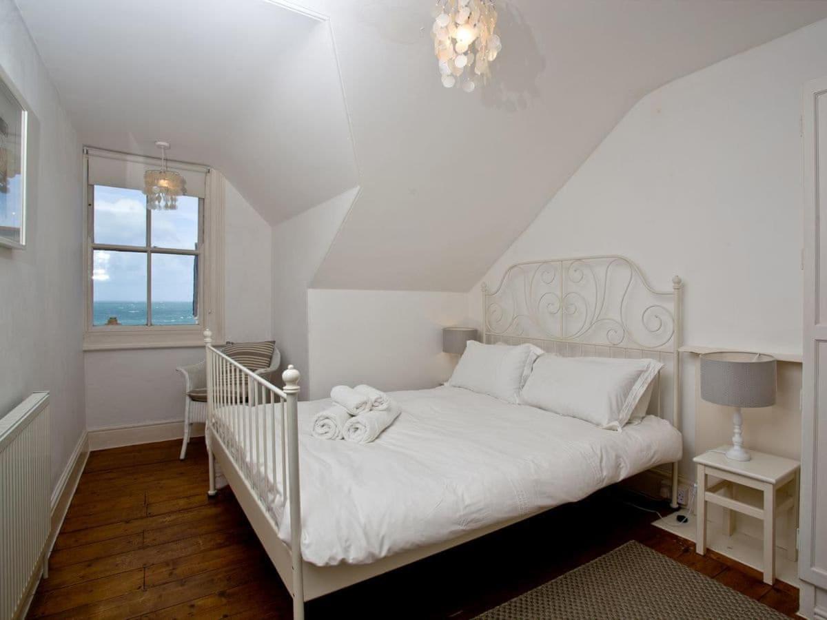 Hobart House Holiday home *